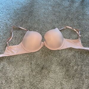 Victoria's Secret bra size 32D
